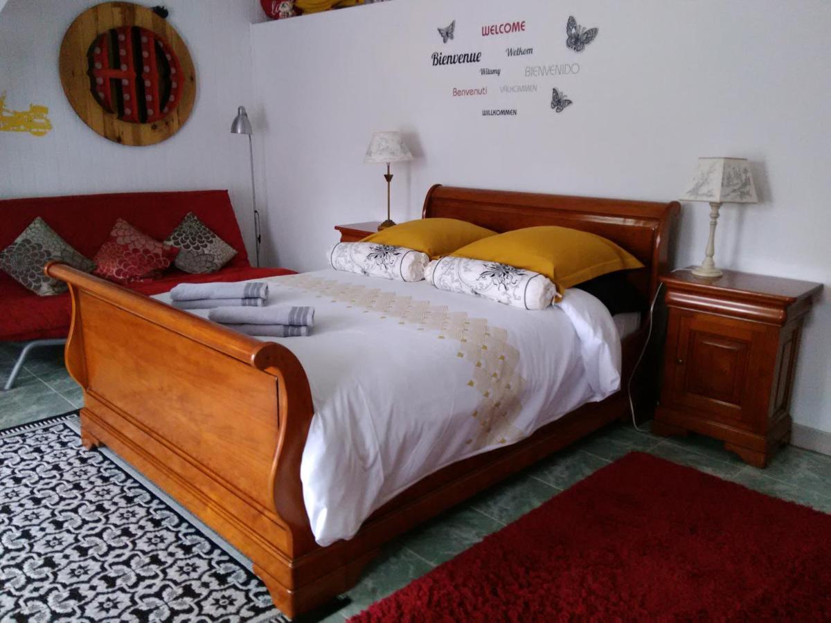Homestay Four Chimneys Treffrin